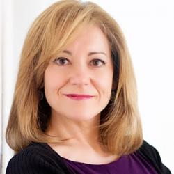 jenny parks headshot, woman smiles into camera